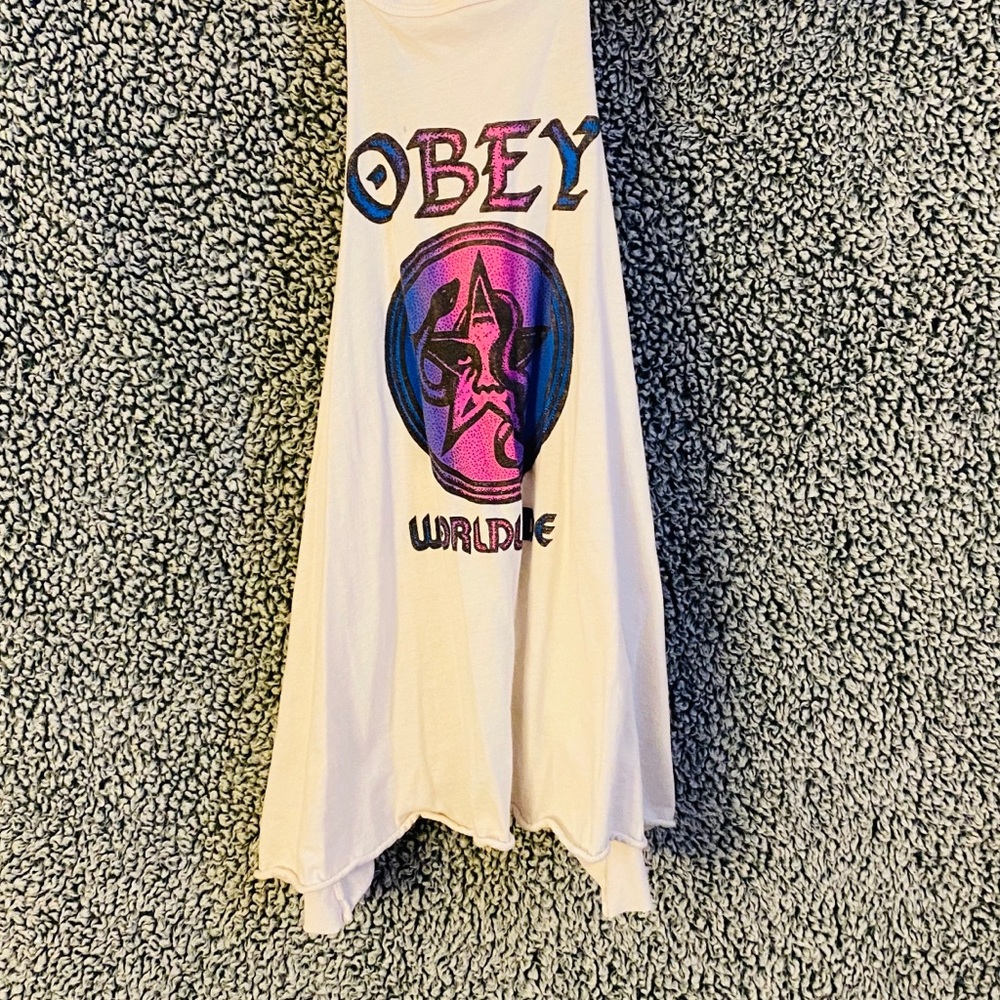 Sleeveless obey tank
